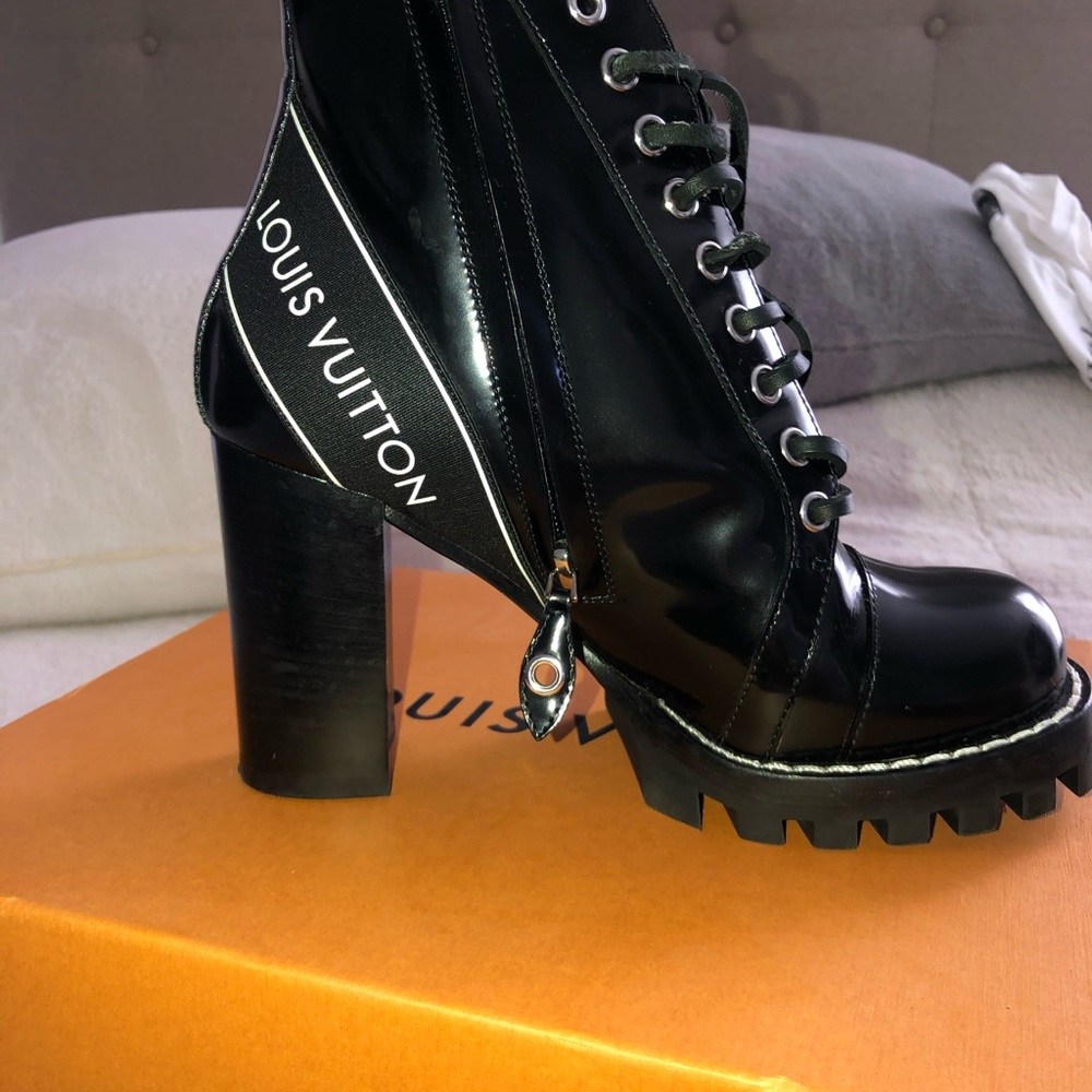 Louis Vuitton Women's Star Trail Ankle Boots - Picture 8 of 9